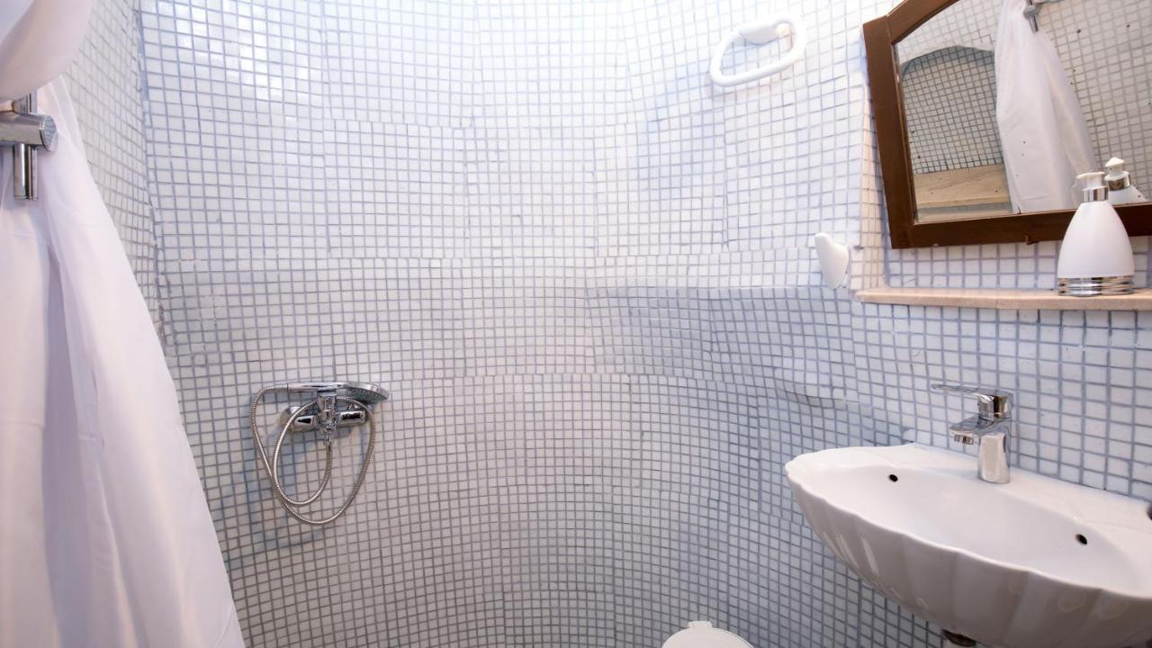 Mylopetres Traditional Houses Finikia Οία Εξωτερικό φωτογραφία