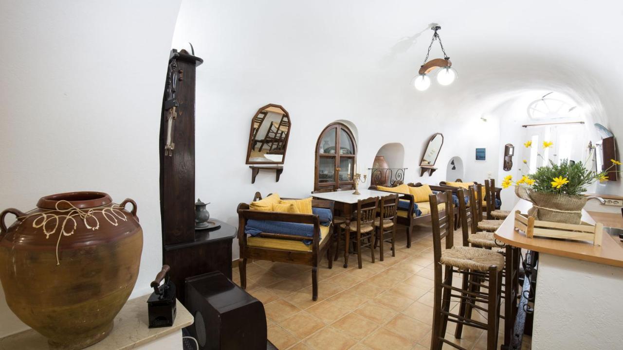 Mylopetres Traditional Houses Finikia Οία Εξωτερικό φωτογραφία